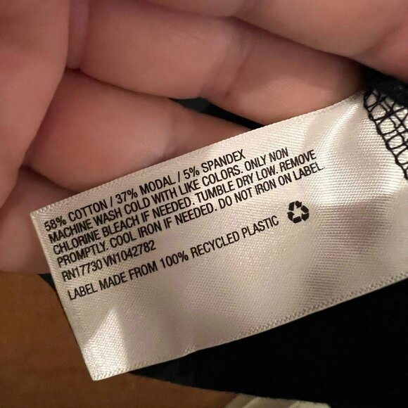 🐻Size 2X - Ava-Viv - Black Short Sleeve Knit Pullover w/Twisted Front - Picture 4 of 6